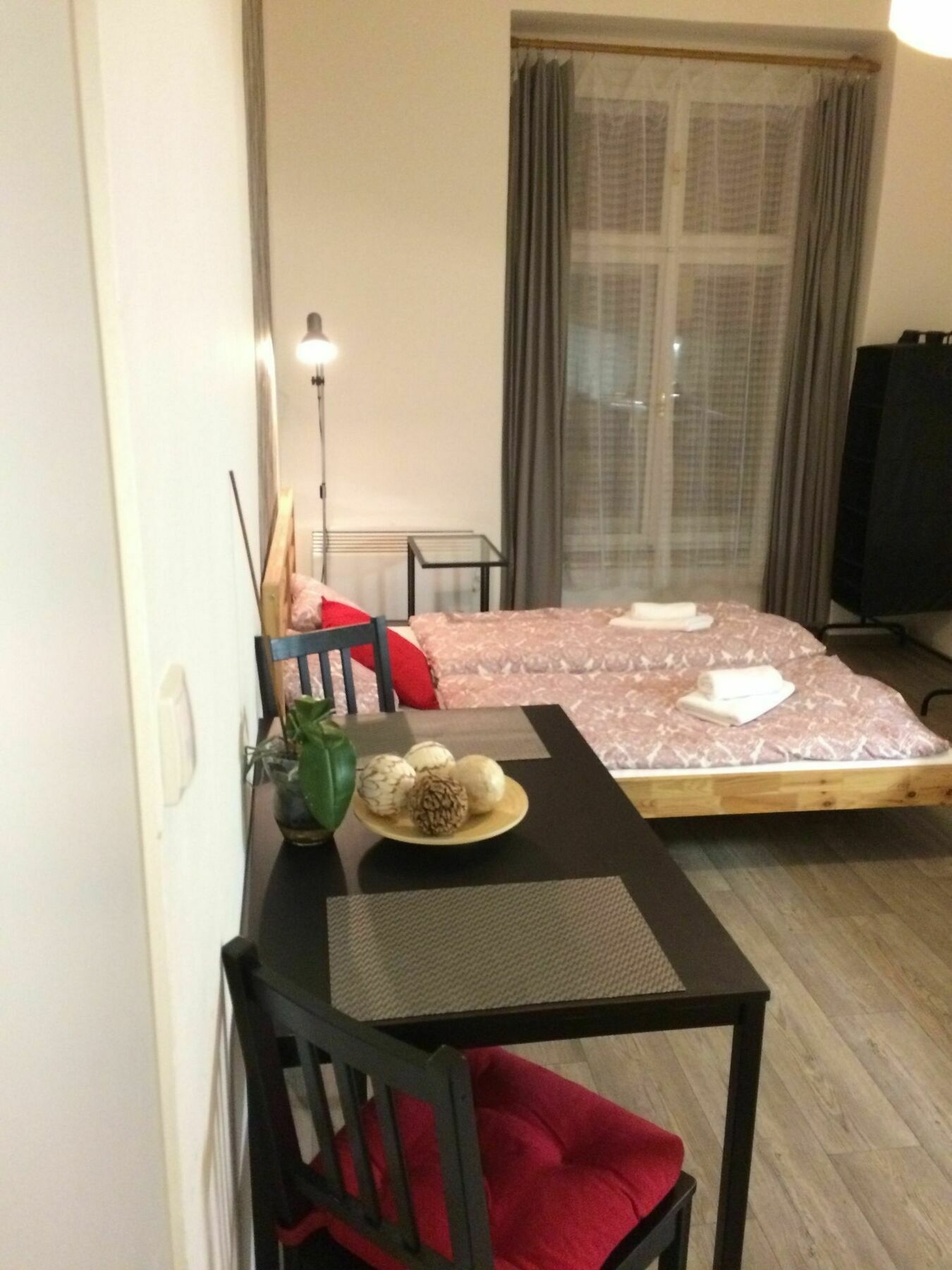 Residence Vita Nejedleho Prag Eksteriør billede